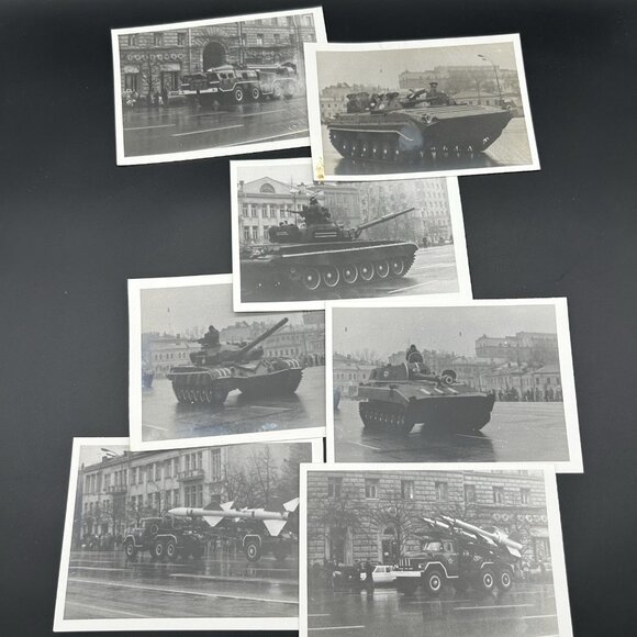 Lot of 7 Vintage Photo Prints? Military Machines War 5 x 7 - Picture 1 of 4